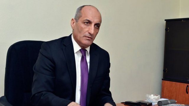 Keçmiş nazir prezidentliyə namizəd oldu - AÇIQLAMA