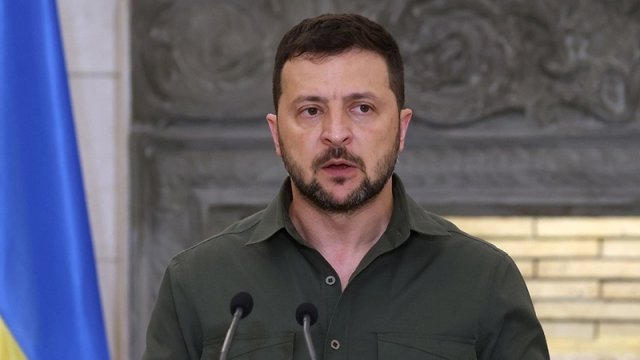 Zelenski ciddi təzyiq altındadır? - ŞƏRH