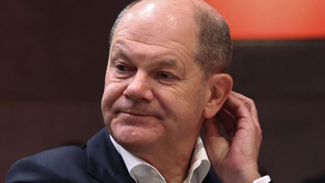 Almaniya kansleri korrupsiyada ittiham olundu