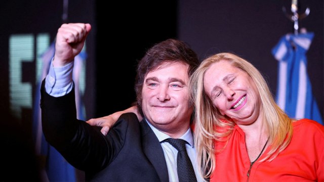 Argentinanlın yeni prezidenti bütün maaşını bacısına verir