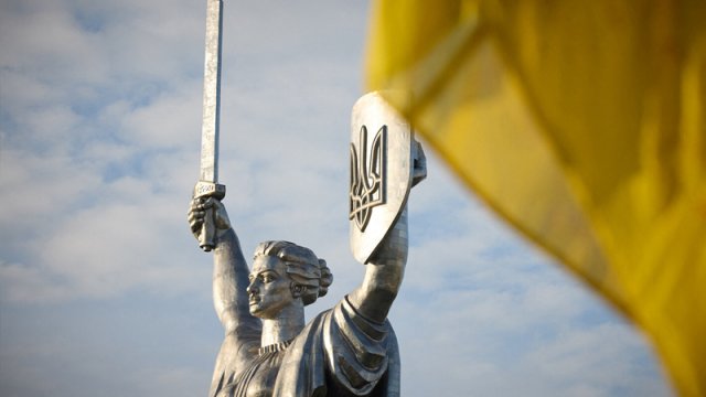 Ukrayna hərbi istehsalı yerin altına keçir