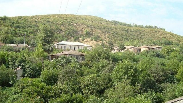 Prezident Ağdərə rayonunun yaradılması haqqında qanunu imzaladı
