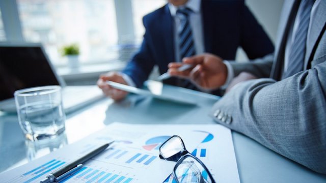 Dövlət satınalmaları ilə bağlı yeni qanun qüvvəyə mindi