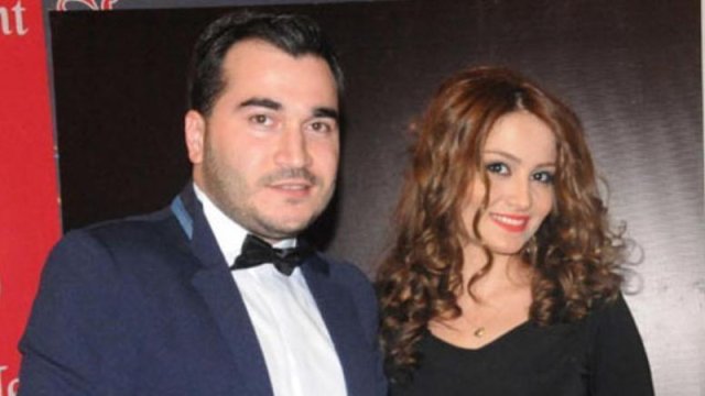 Azərbaycanda müğənninin 15 min manat pulu oğurlandı