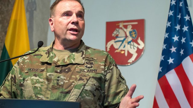 Qərb ukraynalıları məyus edib - Amerikalı general-leytenant