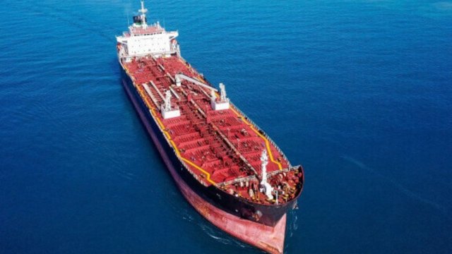 İran Hərbi Dəniz Qüvvələri ABŞ neft tankerini ələ keçirdi