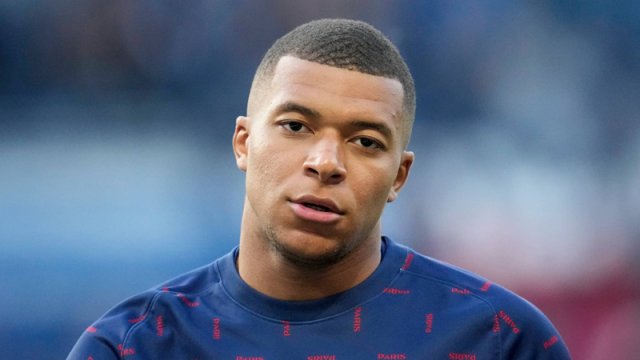 PSJ-dən Mbappeyə 400 milyonluq təklif