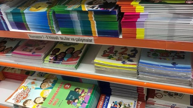 Abituriyentlər üçün əlavə dərs vəsaitlərinin qiyməti narazılıq yaradır