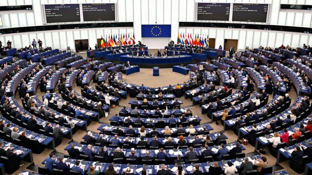 AP Almaniya hökumətini Ukraynaya görə tənqid etdi