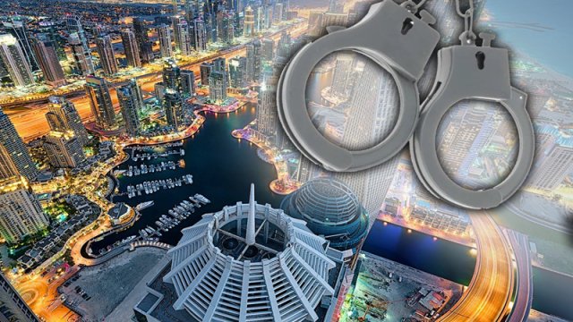 Dubayda qaradərili uşaqla şəkil çəkdirən 2 azərbaycanlı həbs olunub