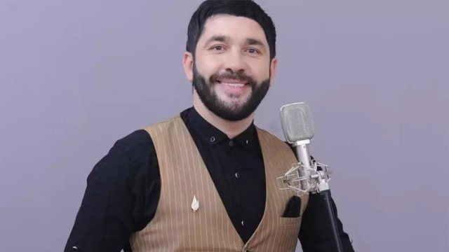 Səlim aparıcılığa başladı - VİDEO