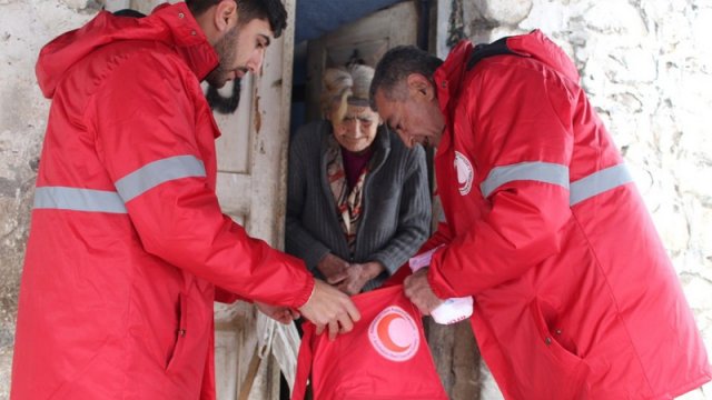 Qızıl Aypara Cəmiyyəti Qarabağın erməni sakinlərinə baş çəkib - FOTOLAR