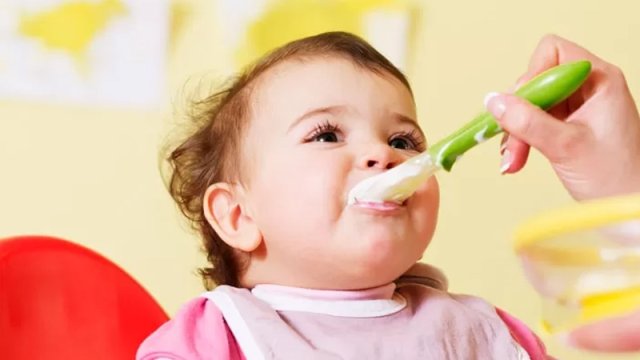 Süni uşaq qidaları bahalaşıb: Sakinlər qiymət artımından narazıdırlar - VİDEO