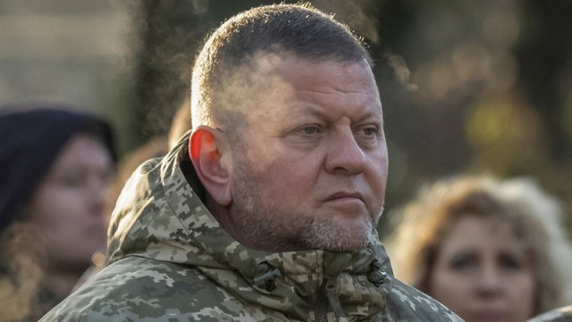 Pentaqon Ukrayna hakimiyyətindən Zalujnını işdən çıxarmağı tələb edib - KİV