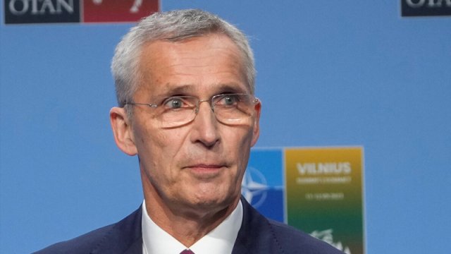 Yens Stoltenberq: 