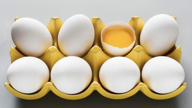 Azərbaycanda süni yumurta satılırmı? - Ekspert cavabı