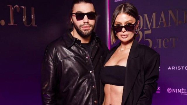 Məşhur model özündən 13 yaş kiçik azərbaycanlı sevgilisindən ayrıldı - FOTOLAR