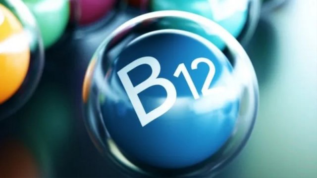 B12 vitamini çatışmazlığı hansı problemləri yaradır?