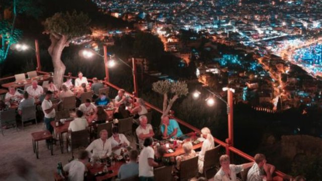 Türkiyədə istirahət sürətlə bahalaşır - Turistlərin yeni məkanı