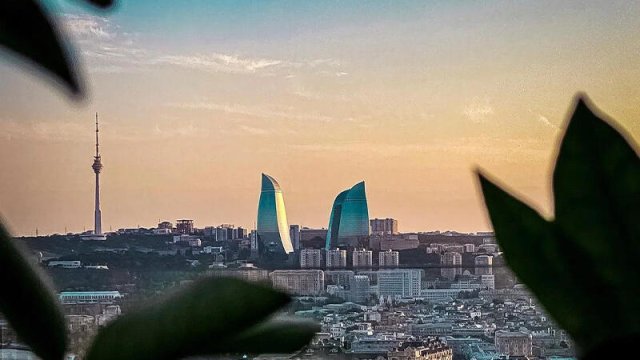 Bakıda fantastik qiymətə ev satılır - FOTO