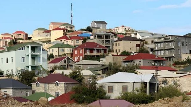 Sənədsiz evlər bələdiyyələrdə necə qeydə alınacaq? - Komitə sədri aydınlıq gətirdi