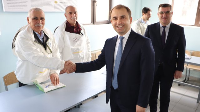 Peşə təhsili alan 73 yaşlı tələbə