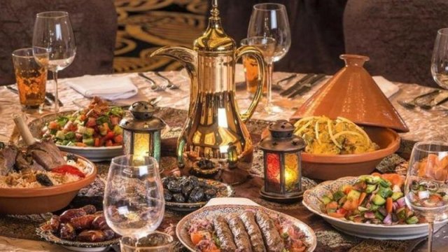 Restoranlarda iftar menyularının qiymətləri necədir? - VİDEO