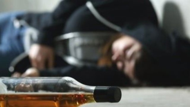 Azərbaycanda 16 yaşlı qız toyda alkoqollu içkidən şoka düşdü