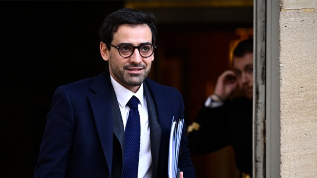 Fransa Rusiya ilə güclər balansı dilində danışmağa çağırış etdi