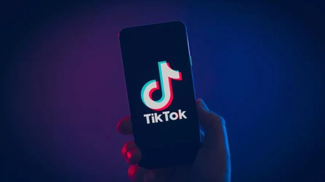 TikTok gənc qızların tərbiyyəsinə təsir edir?