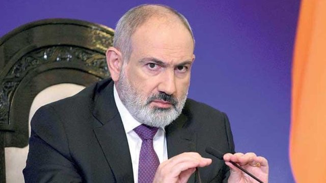 Ermənistan Konstitusiyanı dəyişməyə məcbur qaldı: Ərazi iddiaları çıxarılır?