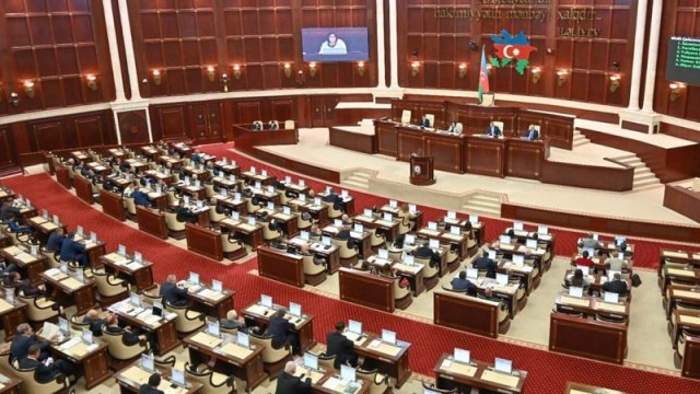 Milli Məclis hökumətin hesabatını qəbul etdi - YENİLƏNİB
