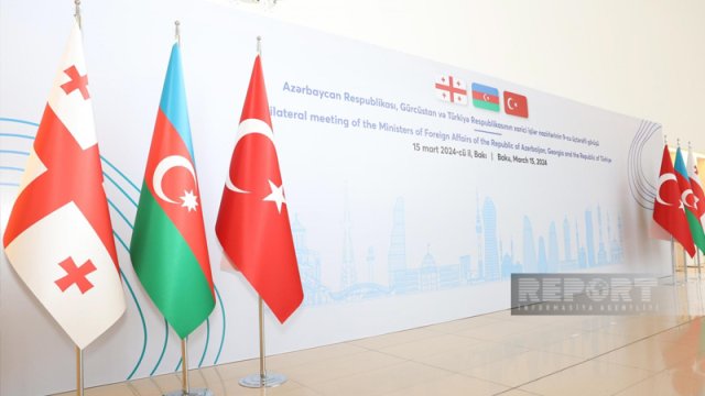 Azərbaycan, Türkiyə və Gürcüstan arasında Bakı bəyannaməsi imzalandı