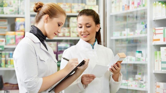 Apteklərin reseptsiz dərman vermə problemi