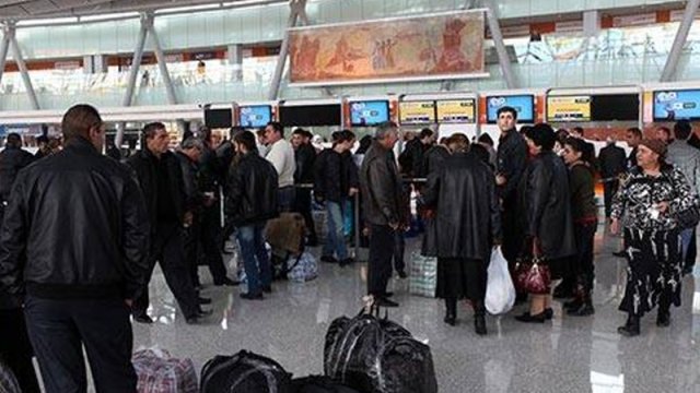 Ermənistan sürətlə boşalır