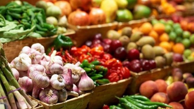 Bayramdan öncə hərkəsi maraqlandıran sual: Ərzaqların qiyməti necədir? - VİDEO