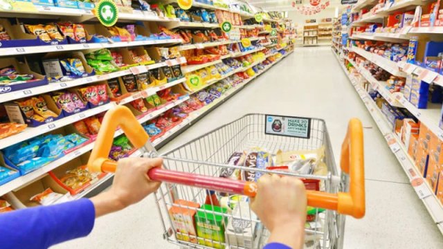 Supermarketlərin yarısı bağlanacaq - Marketoloqdan proqnoz