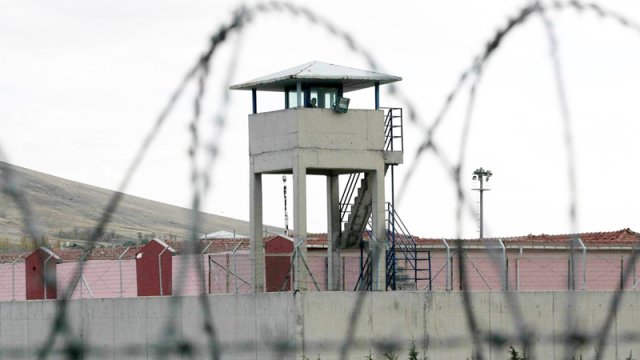 Mayda əfv olacaq? - AÇIQLAMA