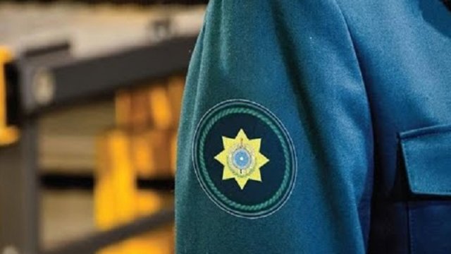 Gömrük Komitəsinin həbsdə olan əməkdaşı azadlığa çıxdı