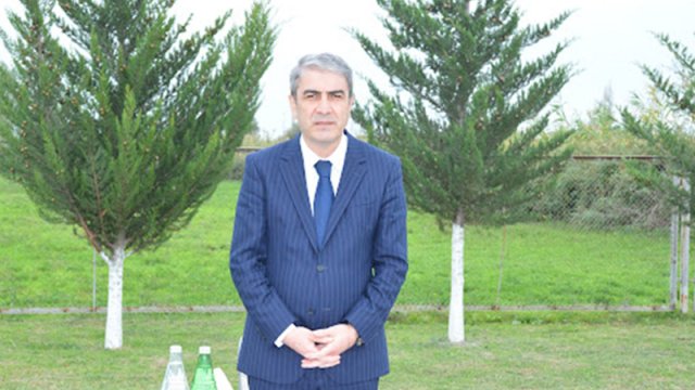 Saxta adla icra başçısı haqda paylaşımlar etdi, cəzalandırıldı