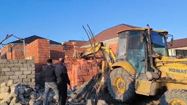 Sənədsiz tikilən evlər hansı hallarda sökülə bilər?