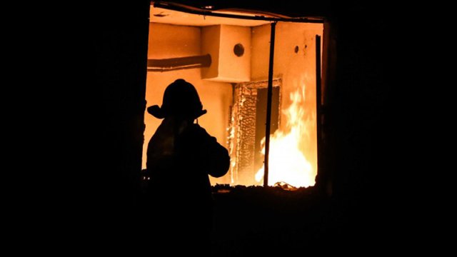 Gəncədə keçmiş prokurorun oğlu evdə yanaraq öldü - YENİLƏNİB