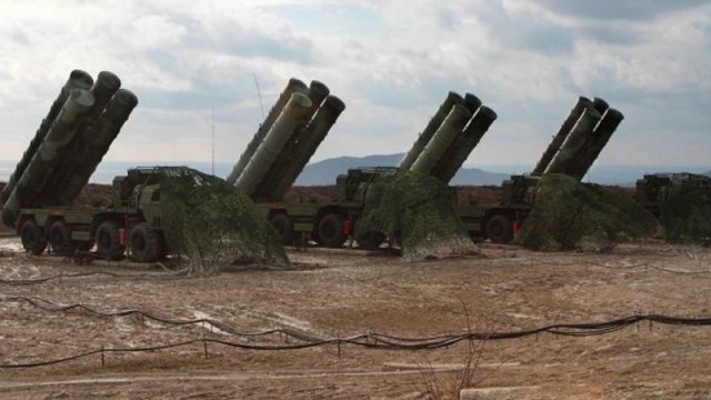 Rusiya İsraildən qorunmaq üçün İrana HHM və döyüş təyyarələri ötürmək istəyir