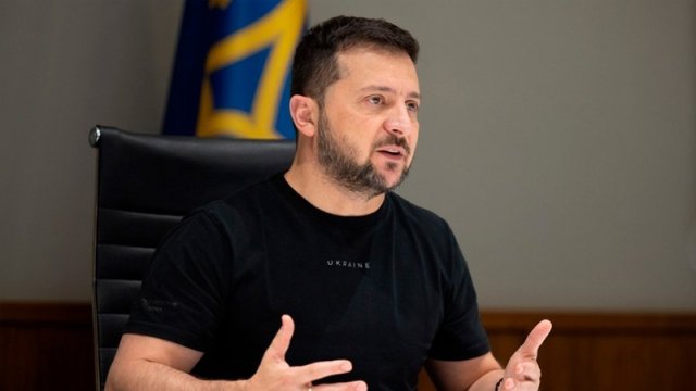 Zelenskidən geri addım: Rusiya ilə danışıqlar başlayır