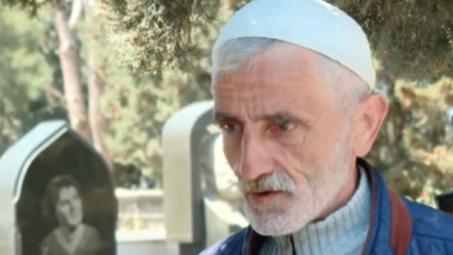 Biləsuvarda gündəm olan molla: Oxunan Qurandır, ya mahnı? - VİDEO