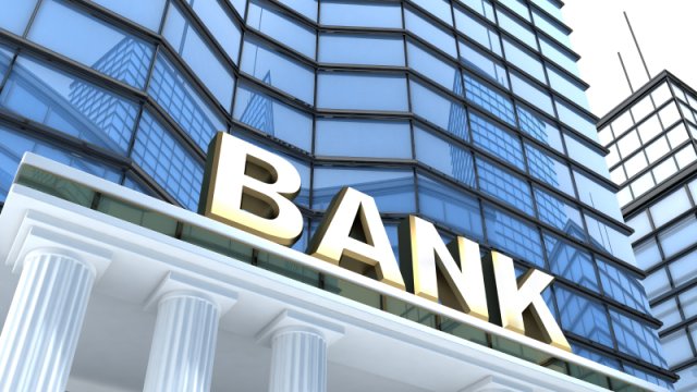 Azərbaycanda zərərlə işləyən banklar bağlanacaq? - AÇIQLAMA