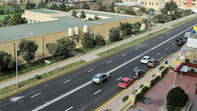 Şəhərin göbəyində ölüm yolu - Niyə göz yumurlar?