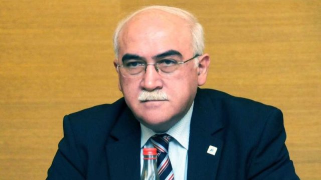 İsa Qəmbər yenidən başqanlığa namizəd oldu - FOTO