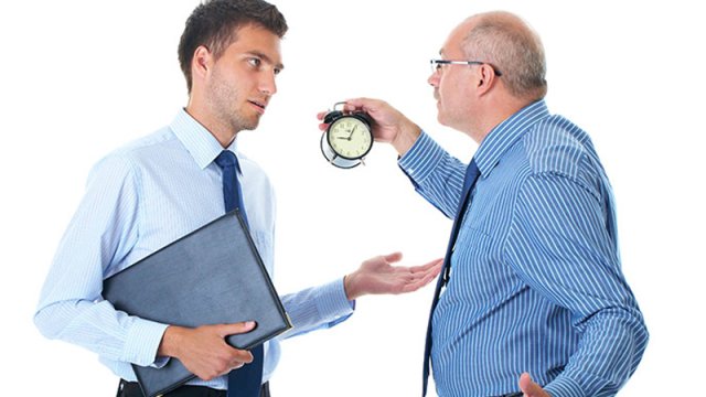 İşə gecikəndə və ya gəlməyəndə maaşdan cərimə tutulmalıdır?
