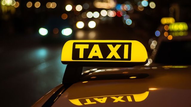 Azərbaycanda taksi sayına məhdudiyyət qoyula bilər